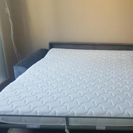 Front De Et Grande Piscine Pour Un Chic Et Cosy, En A En Roussillon, A 10 Minutes De Perpignan Apartman *