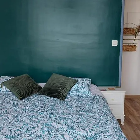 Front De Et Grande Piscine Pour Un Chic Et Cosy, En A En Roussillon, A 10 Minutes De Perpignan Apartman Canet-en-Roussillon