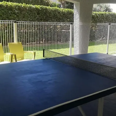 Front De Et Grande Piscine Pour Un Chic Et Cosy, En A En Roussillon, A 10 Minutes De Perpignan *