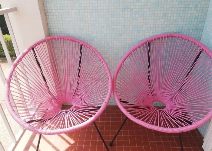 Front De Et Grande Piscine Pour Un Chic Et Cosy, En A En Roussillon, A 10 Minutes De Perpignan Lejlighed