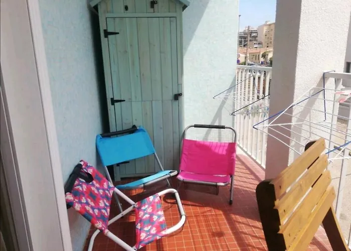 Front De Et Grande Piscine Pour Un Chic Et Cosy, En A En Roussillon, A 10 Minutes De Perpignan Lejlighed